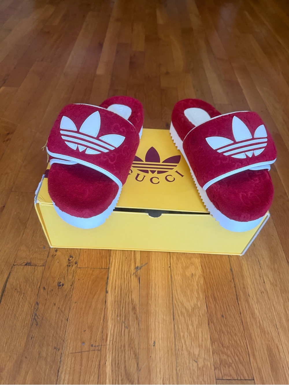 Gucci Red Plush Slide Sandals with White Logo